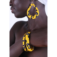 Load image into Gallery viewer, Kaba Fruit Earrings &amp; Bracelet Combo